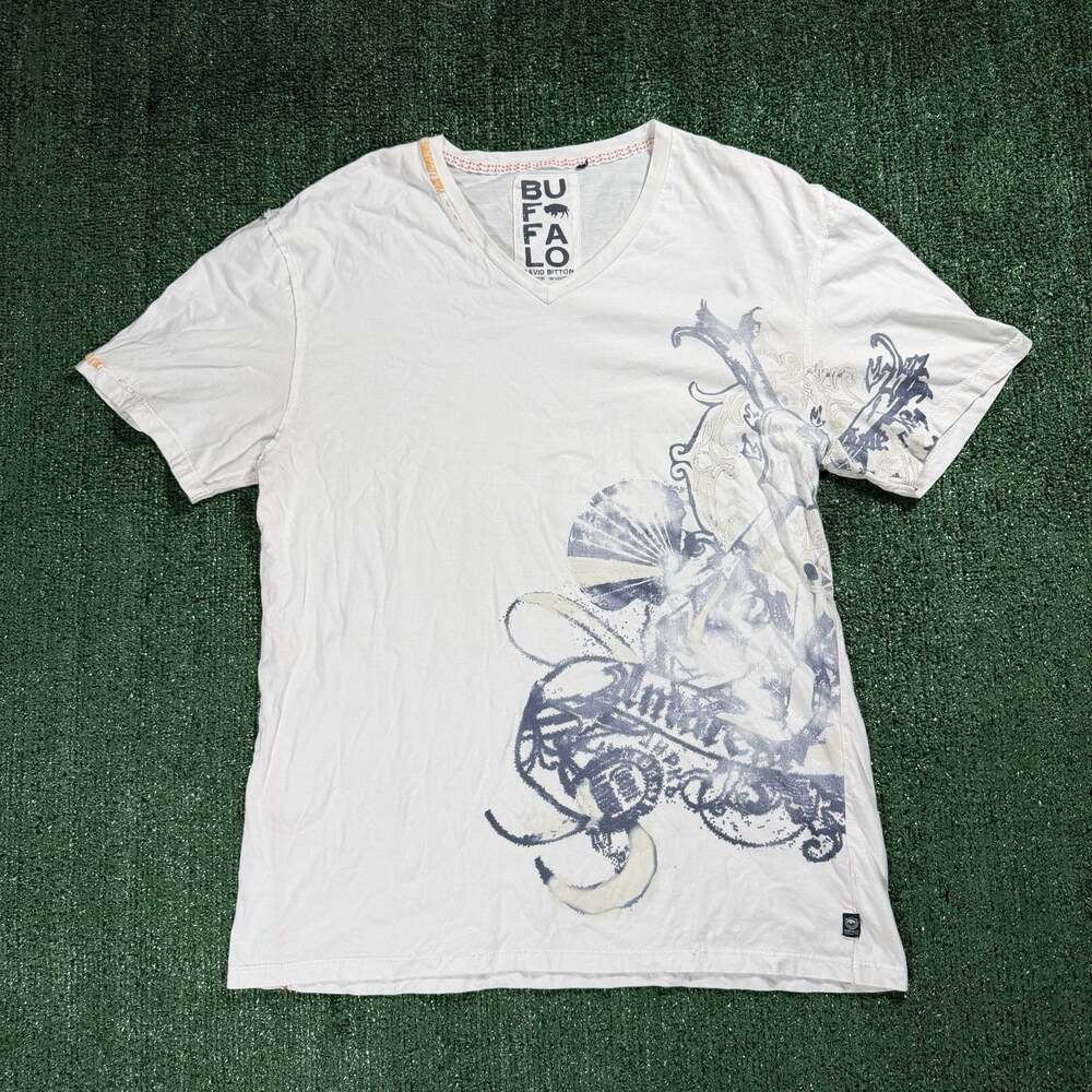 Y2K Buffalo David Bitton Men's V-Neck Graphic T-Shirt White Size XL